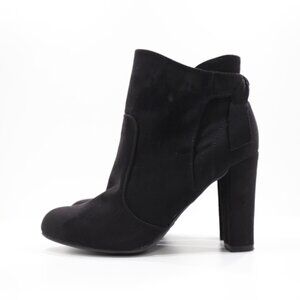 Bamboo Hilltop Black Suede 4" Block Heel Ankle Booties - 10